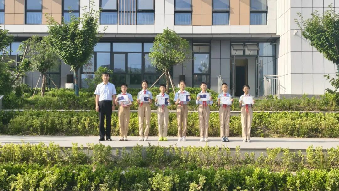 证书1.jpg